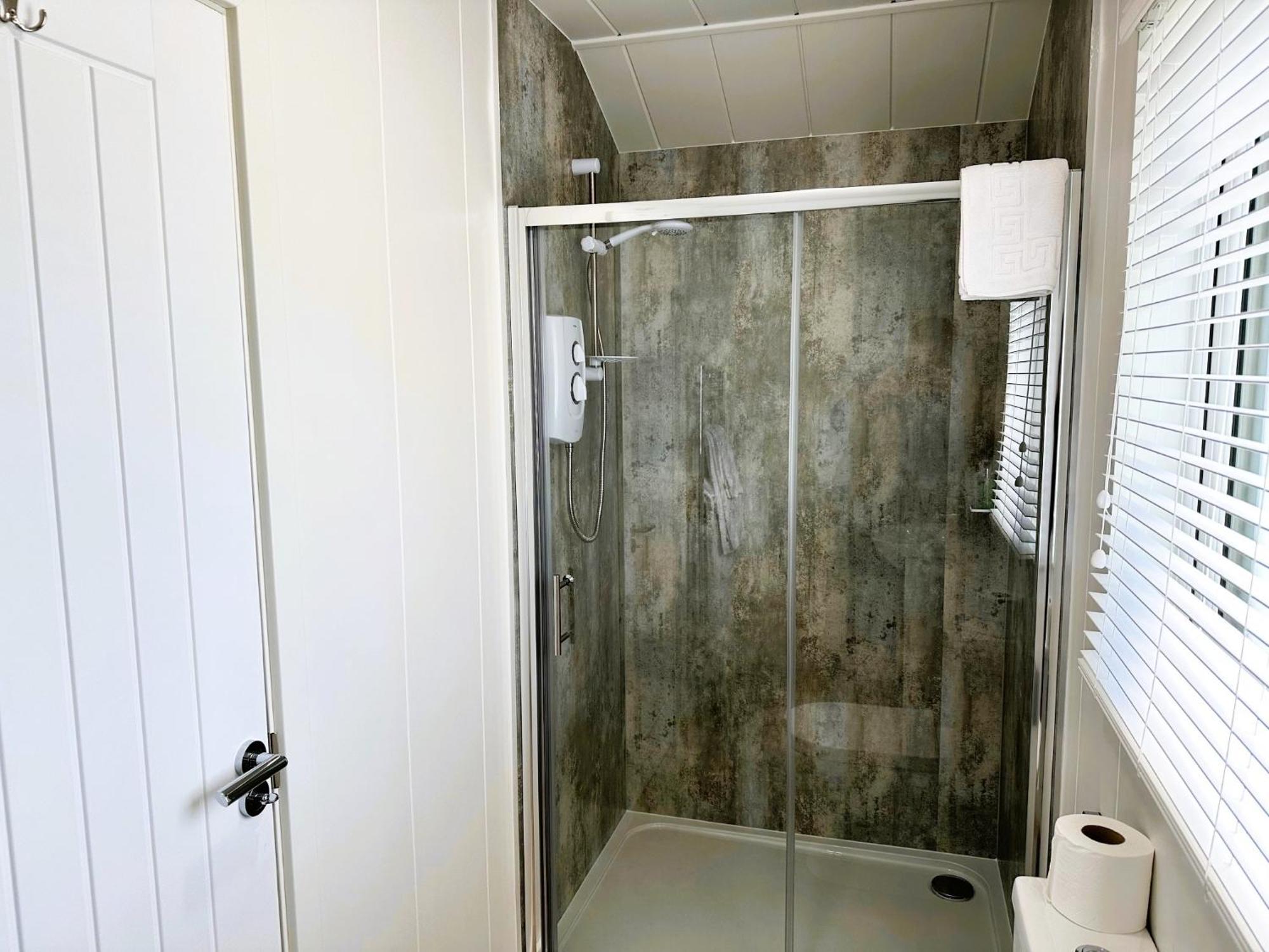 Craig-y-dderwen Riverside Hotel 4*