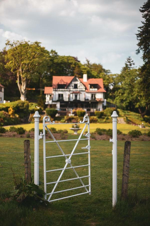 Craig-y-dderwen Riverside Hotel